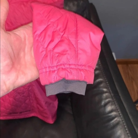 UA Jacket - Picture 4 of 5